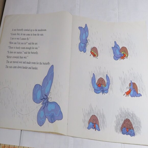 Mushroom in the Rain BIG BOOK (almost 2 feet tall) By Mirra Ginsburg Classroom - Picture 7 of 15